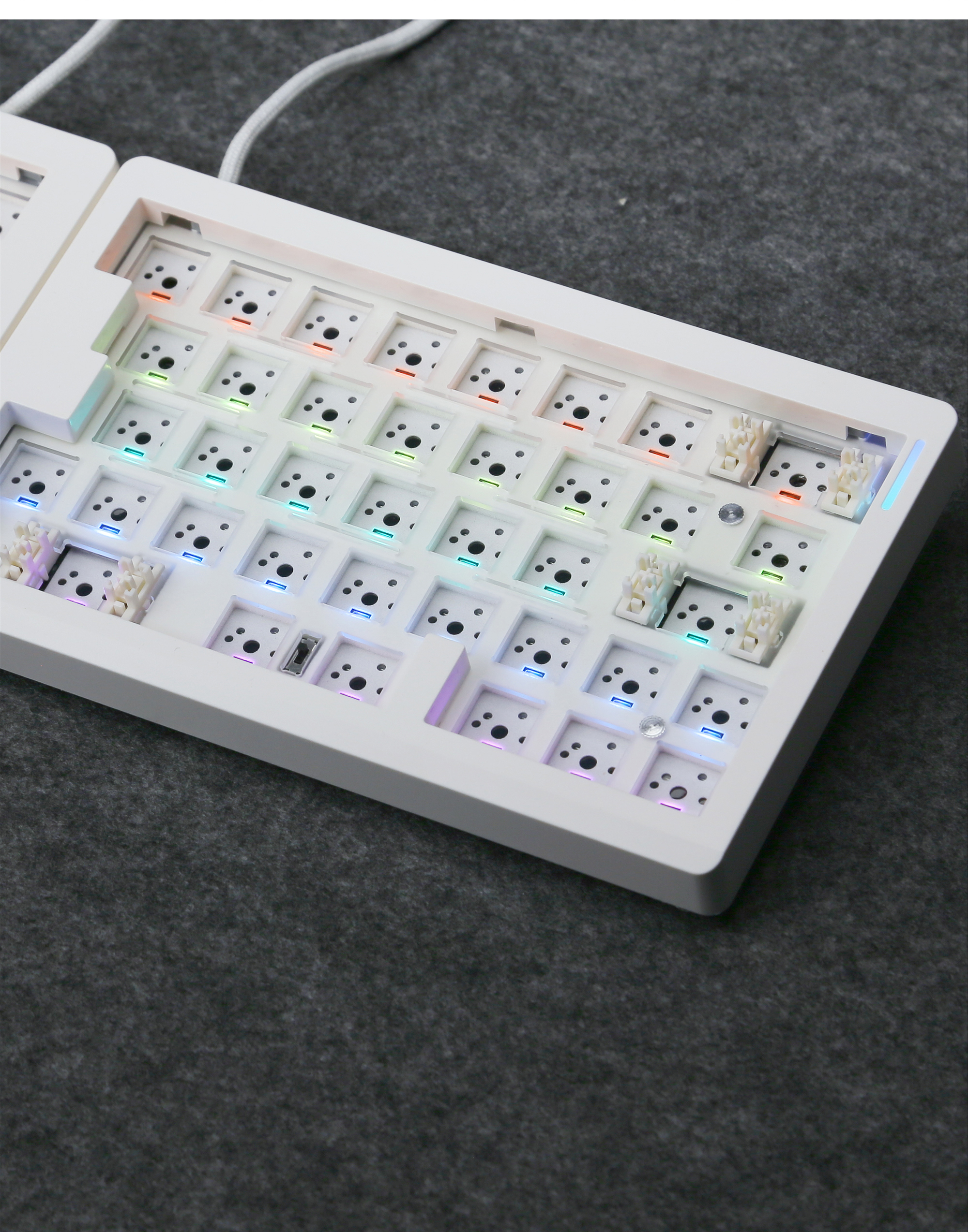 ZUOYA GMK70 VIA/Qmk separate G - огляд і ціна Gaming Keyboard Hot Swappable
